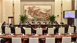 習近平首次提出：支持有條件的企業率先碳達峰！